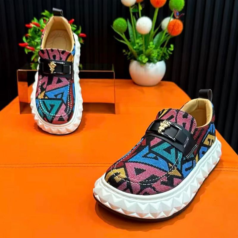Ethnisch bedruckte Herrenschuh – Ethnic Fashion Walk Bewertung und Preis