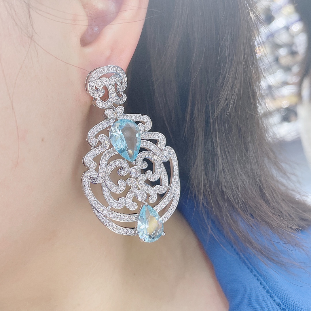 Geometrische Baumeln Ohrringe  – Ethnic Fashion India Bewertung und Preis