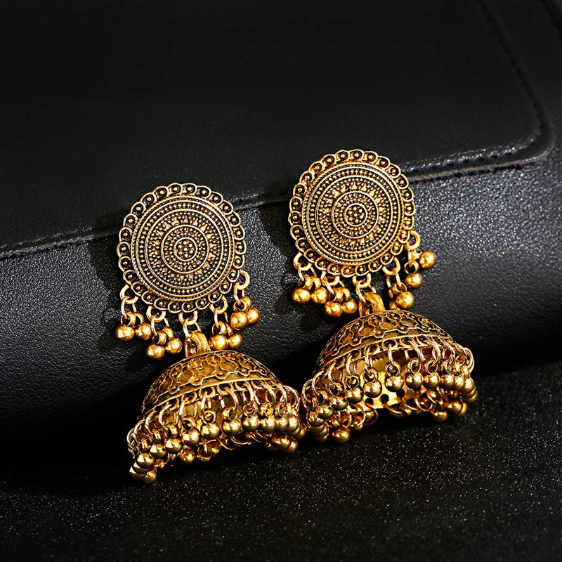 Ethnische frauen Silber Farbe  – Ethnic Indian Fashion Bewertung und Preis